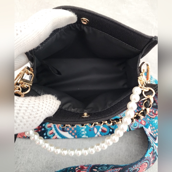 Authentic Dior Pouch to Crossbody Bag - Picture 6 of 9